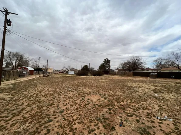 604 37th St, Lubbock, TX 79404