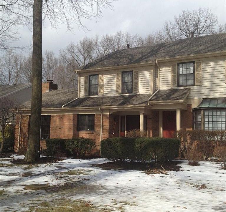 1st image of 200 Talsman Dr