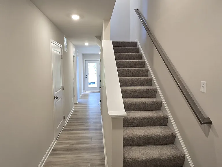 16001 Abelson Way — Photo 5