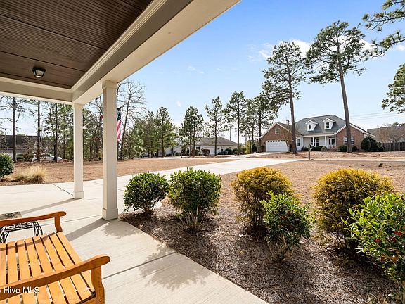 5th image of 1280 Burning Tree Road