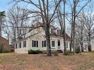 1521 Shadow Oaks Pl, Charlottesville, VA 22901