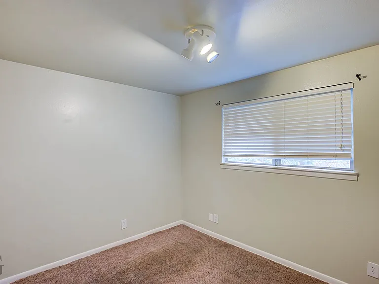 2829 Doles Pl — Photo 13