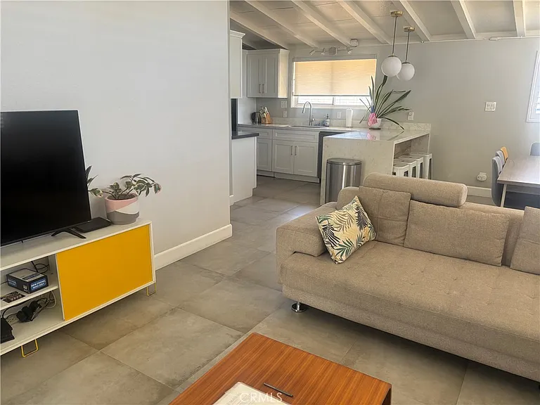 9582 Rosebay St — Photo 3