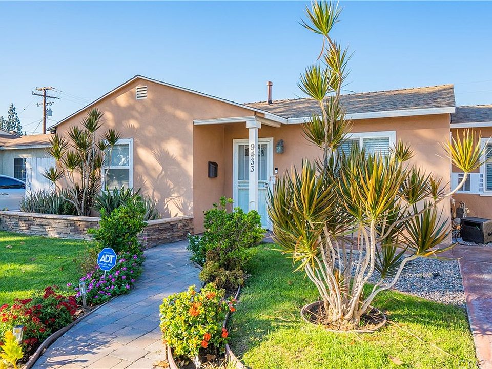 1st image of 9433 Rosecrans Ave