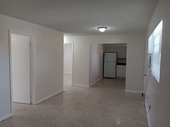 3rd image of 1045 NW 1st St APT 5