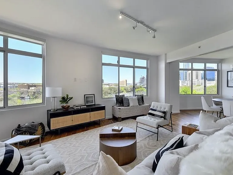 54 Rainey St #ID6021 — Photo 9
