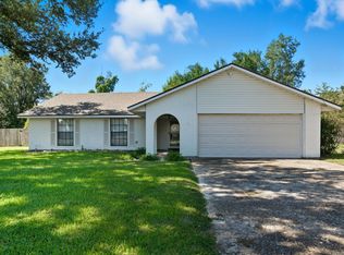 6624 Meadow Ridge Ln, Lake Charles, LA 70605