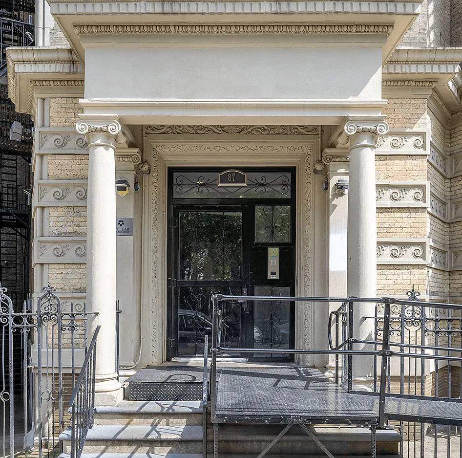 87 Hamilton Place — Photo 2