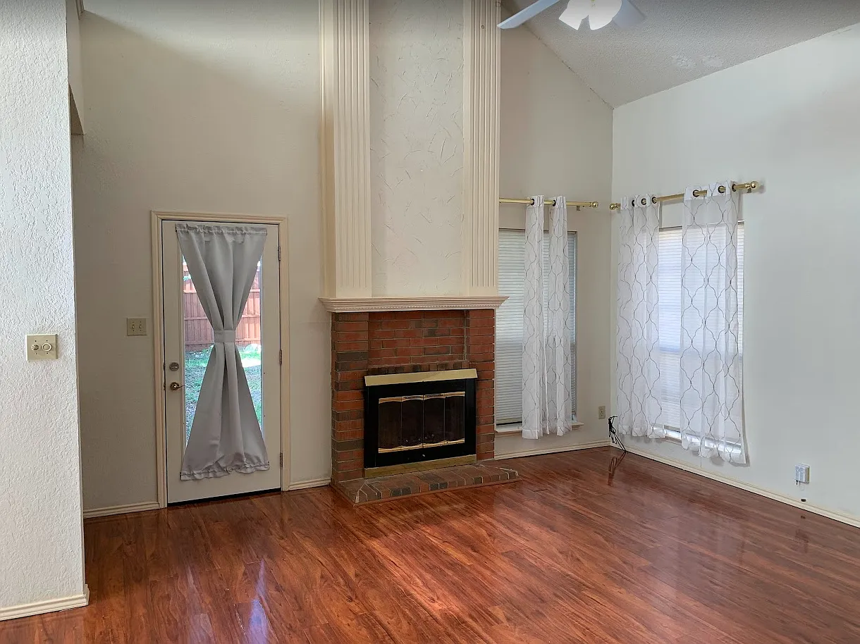 2711 Cherlin Pl — Photo 4