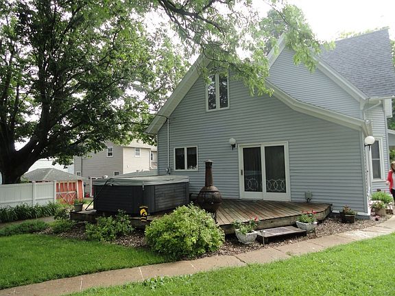 2nd image of 309 N Gill St