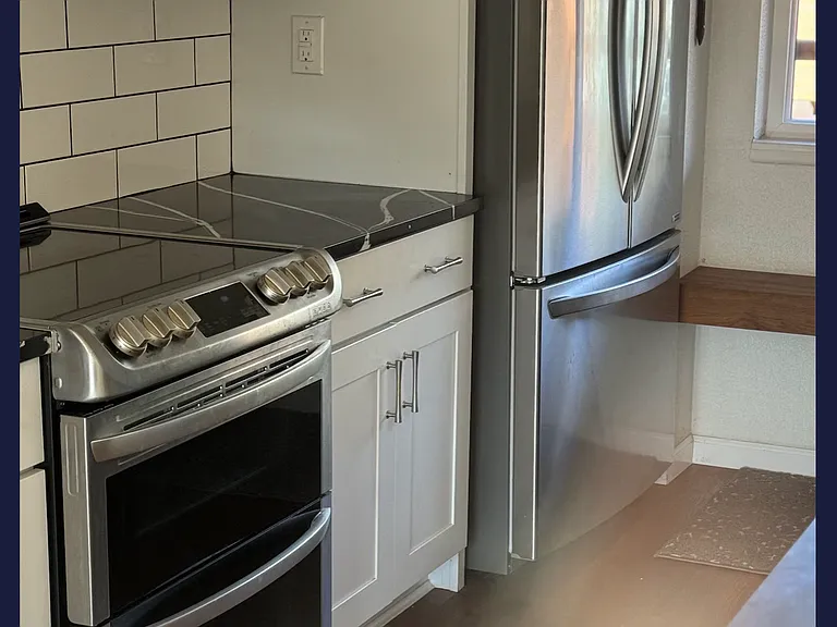 1049 Vine St #1049 — Photo 15