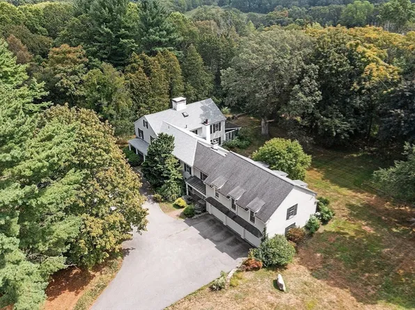 251-251A Old Billerica Rd, Bedford, MA 01730