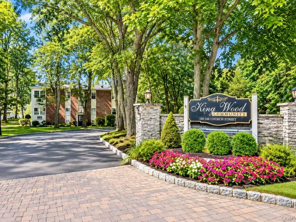 140 Church Street #3C, Kings Park, NY 11754