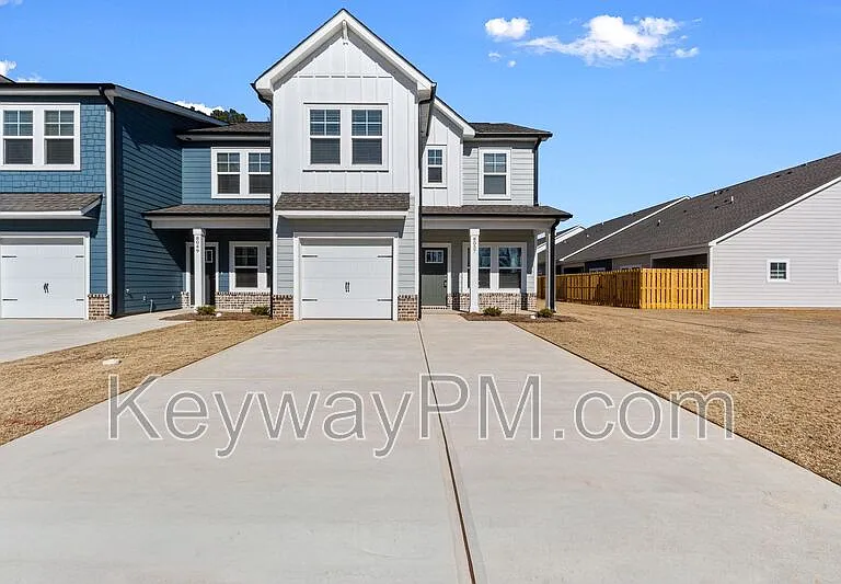 2096 Denmark Ave SE — Photo 2