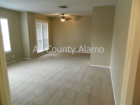 2nd image of 6715 Shady Lake St