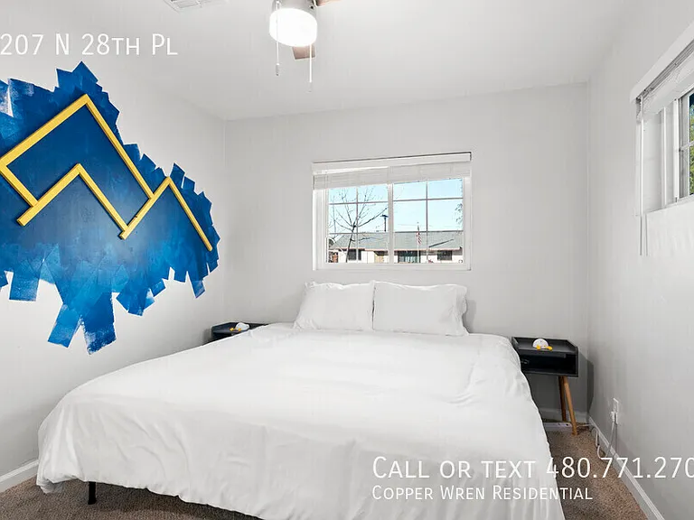 2207 N 28th Pl — Photo 32