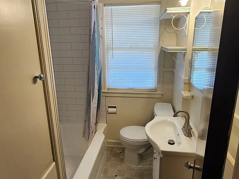 3444 E Douglas Ave #5 — Photo 18