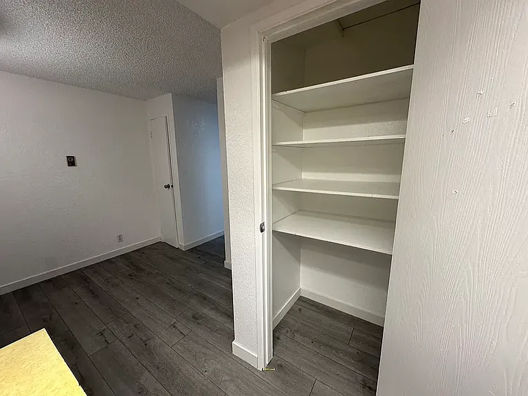 120 Stanford Dr #D — Photo 21