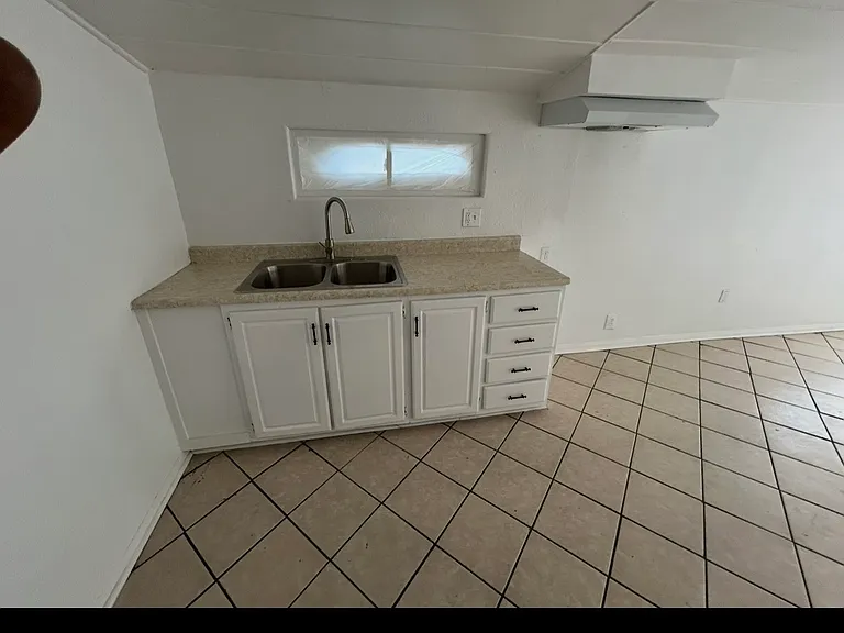 9233 Lookout Rd — Photo 8