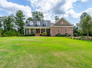 123 Rivers Edge Dr, Forsyth, GA 31029