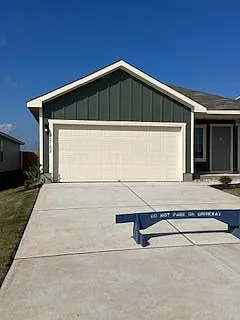 12102 Douglas Fir Cir