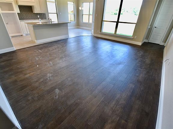 4th image of 1532 Torrent Dr
