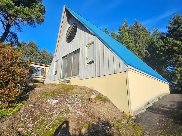 1564 Hoquiam Lane S, Westport, WA 98595