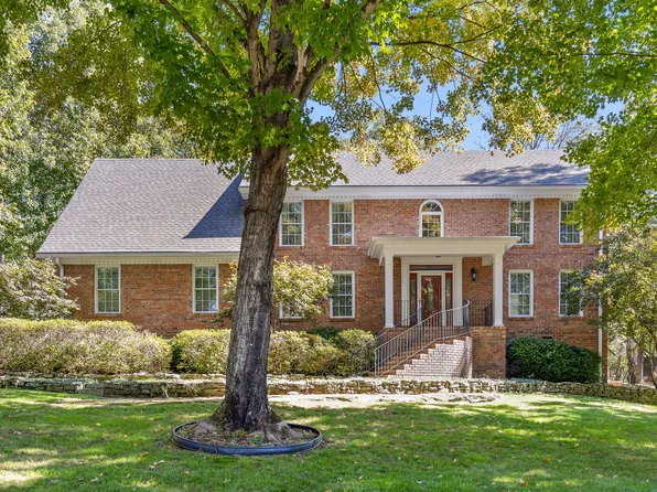 8 Prentice Ln, Signal Mountain, TN 37377