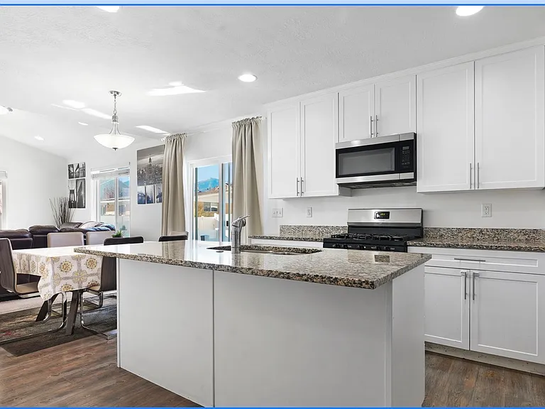 3414 S Melanie Cv — Photo 2