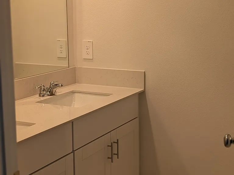 17247 Southern Haven Dr — Photo 12