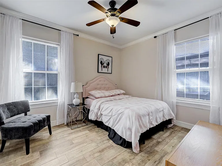 9007 Beverlyhill St — Photo 16