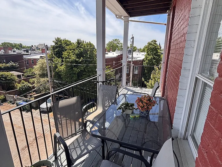 411 N Allen Ave #3 — Photo 12