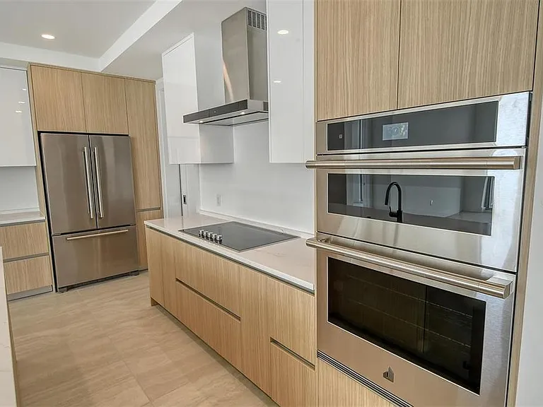 301 Quay Cmns #1011 — Photo 16