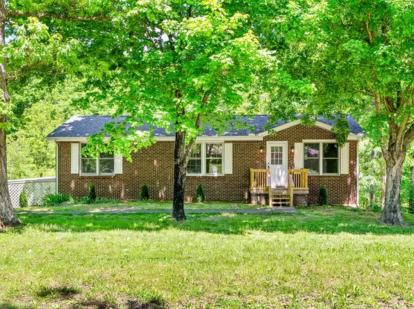 1310 Dogwood Dr, Erin, TN 37061