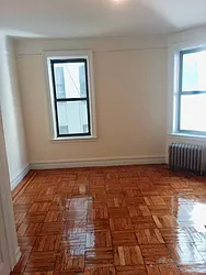 Rented by Roberto Guilbet, LREB
