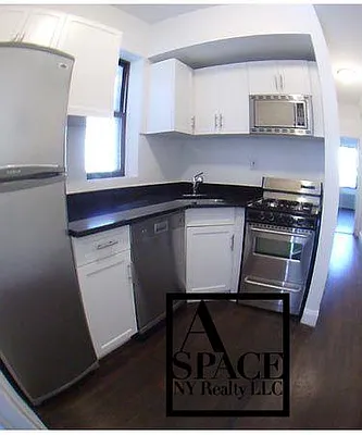 Rented by A Space Realty NY LLC | media 9