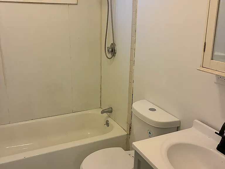 29 Cedar St #1 — Photo 10