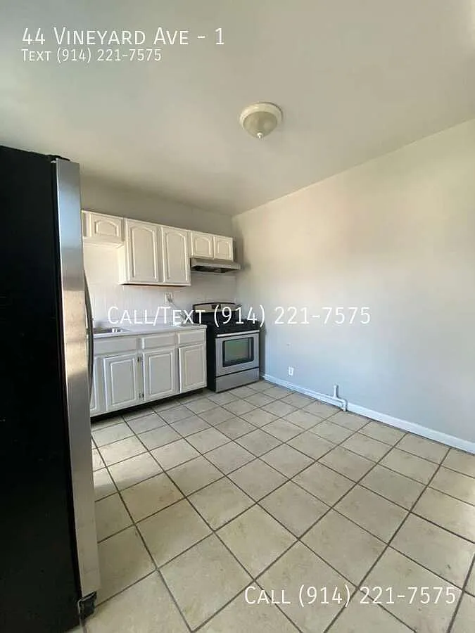 Building Photo - 44 Vineyard Ave #1