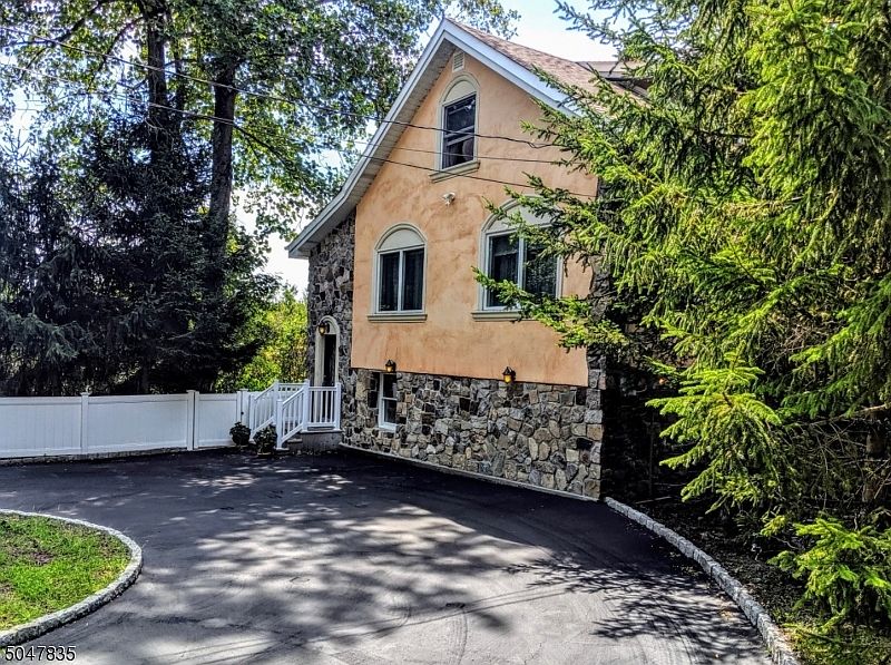 419 Macopin Rd West Milford Nj 07480 Mls 3691887 Zillow