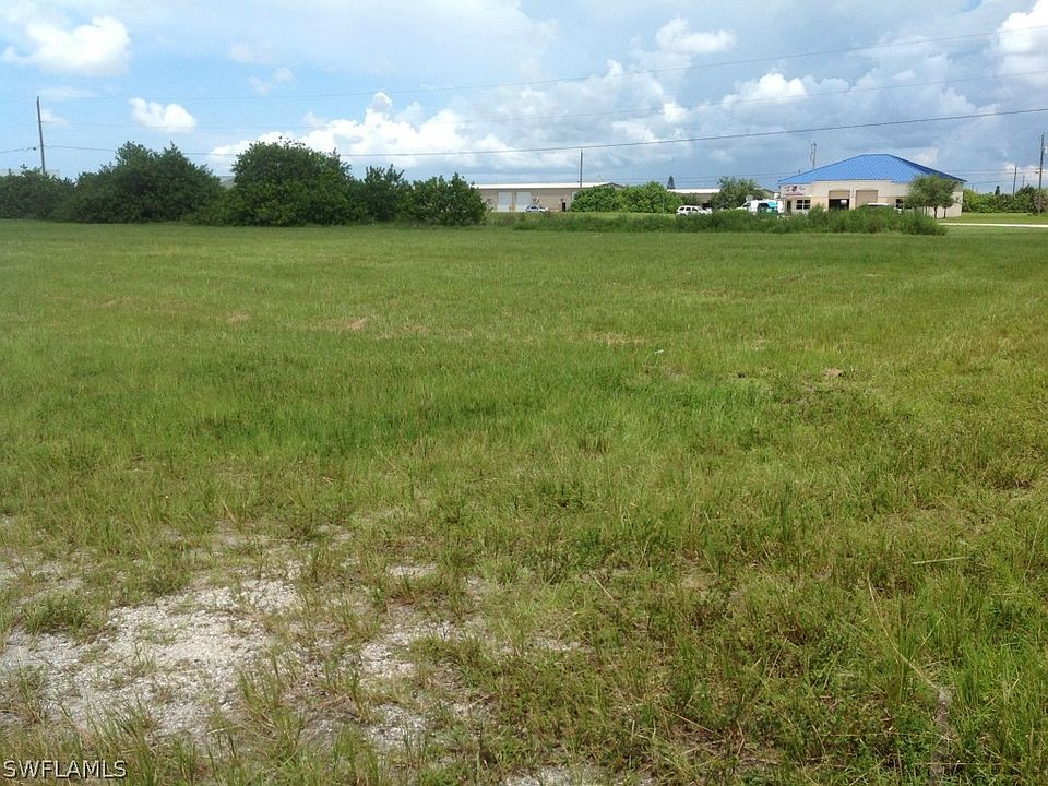 1st image of 1047 NE 7th St