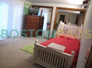 47 Lamplighter Ln, South Easton, MA 02375