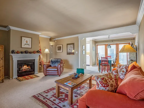 663 Bishops Lodge Rd APT 55, Santa Fe, NM 87501