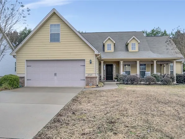 2707 Jennifer Ct, Opelika, AL 36804