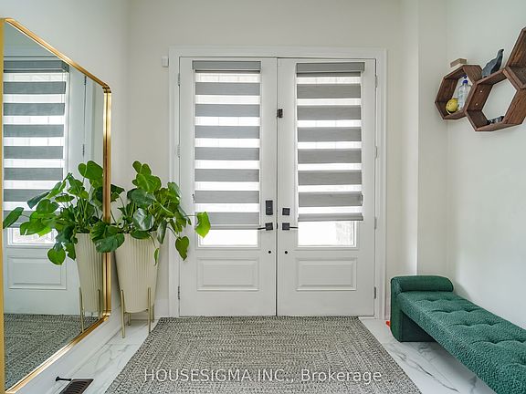 5th image of 62 Royal Fern Cres
