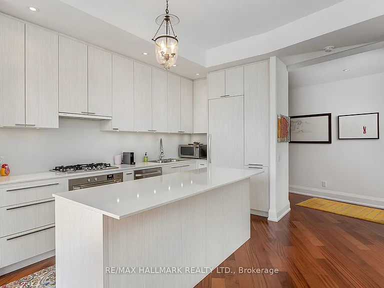 88 Davenport Rd #308 — Photo 14