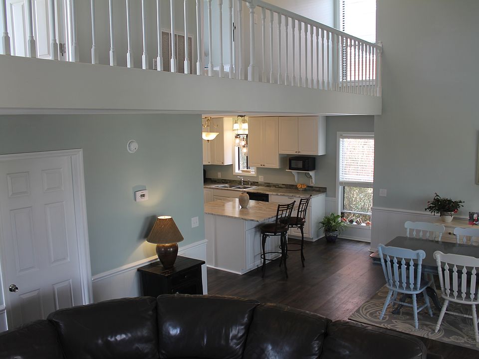 1st image of 3923 W Dolphin Dr