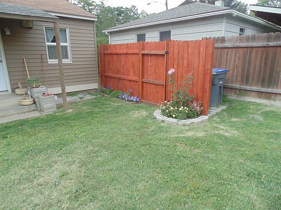 5th image of 1436 Bonsella St