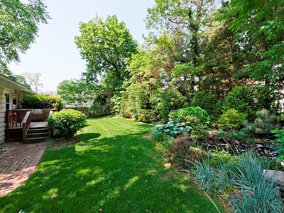 4th image of 4 Duane Ln