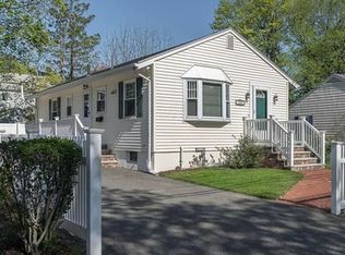 28 Wilson St, Reading, MA 01867