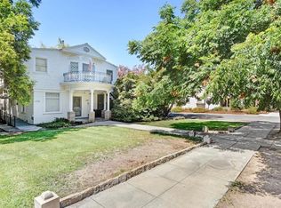 102 Parkwood Dr #401, Redlands, CA 92373